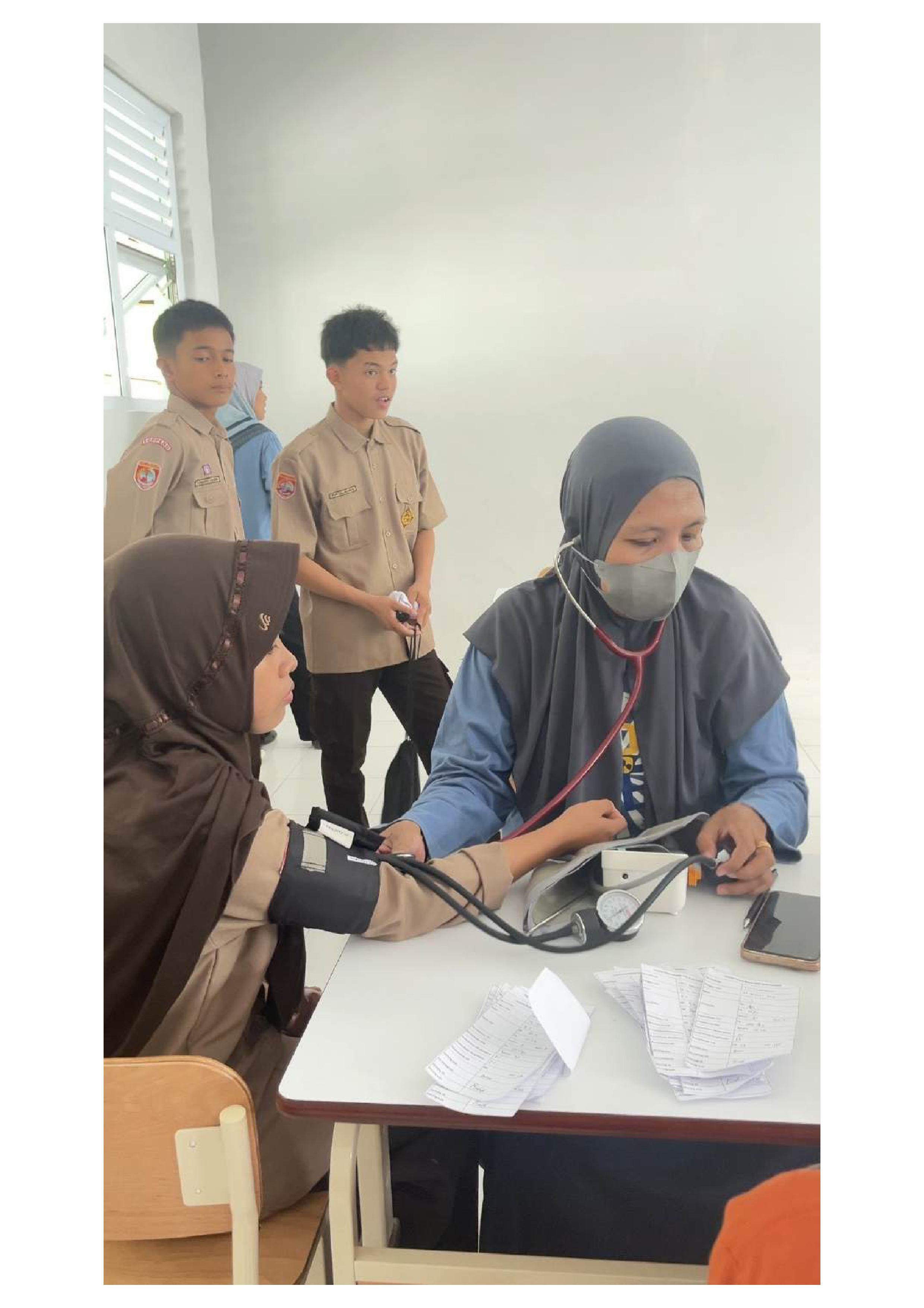 Puskesmas Ganra Laksanakan Penjaringan Kesehatan bagi Siswa MA Pergis Ganra